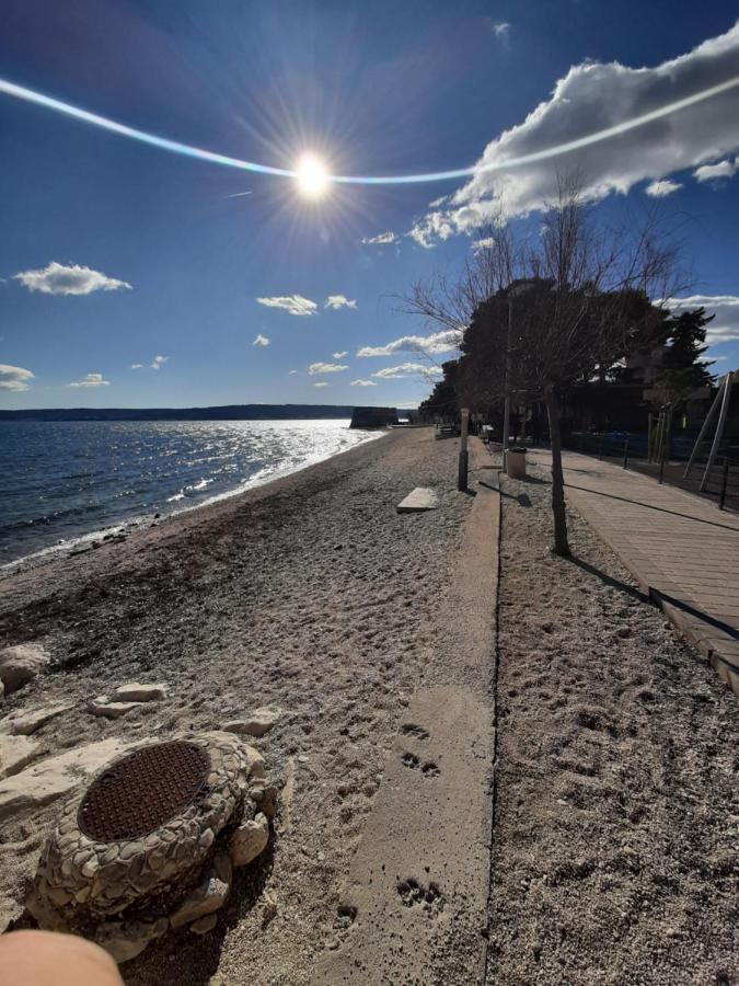 Apartman Jezidzic Kaštela Exteriör bild