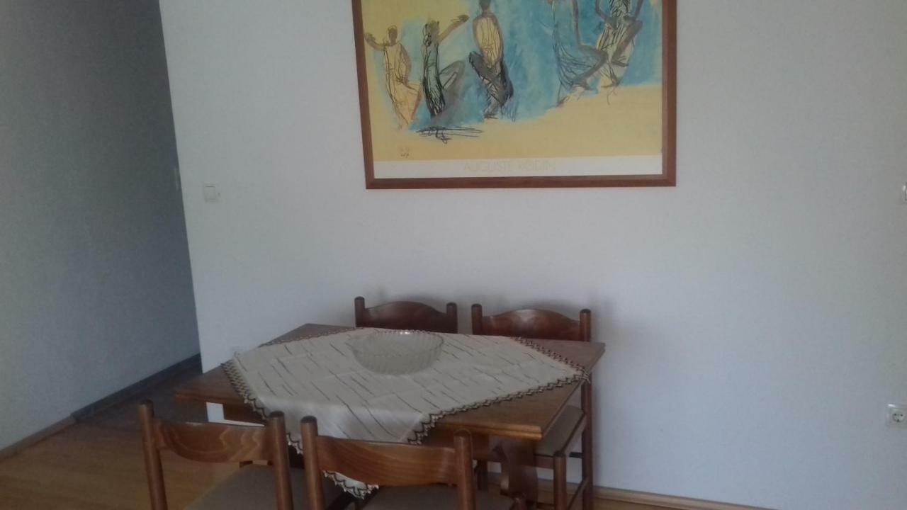 Apartman Jezidzic Kaštela Exteriör bild