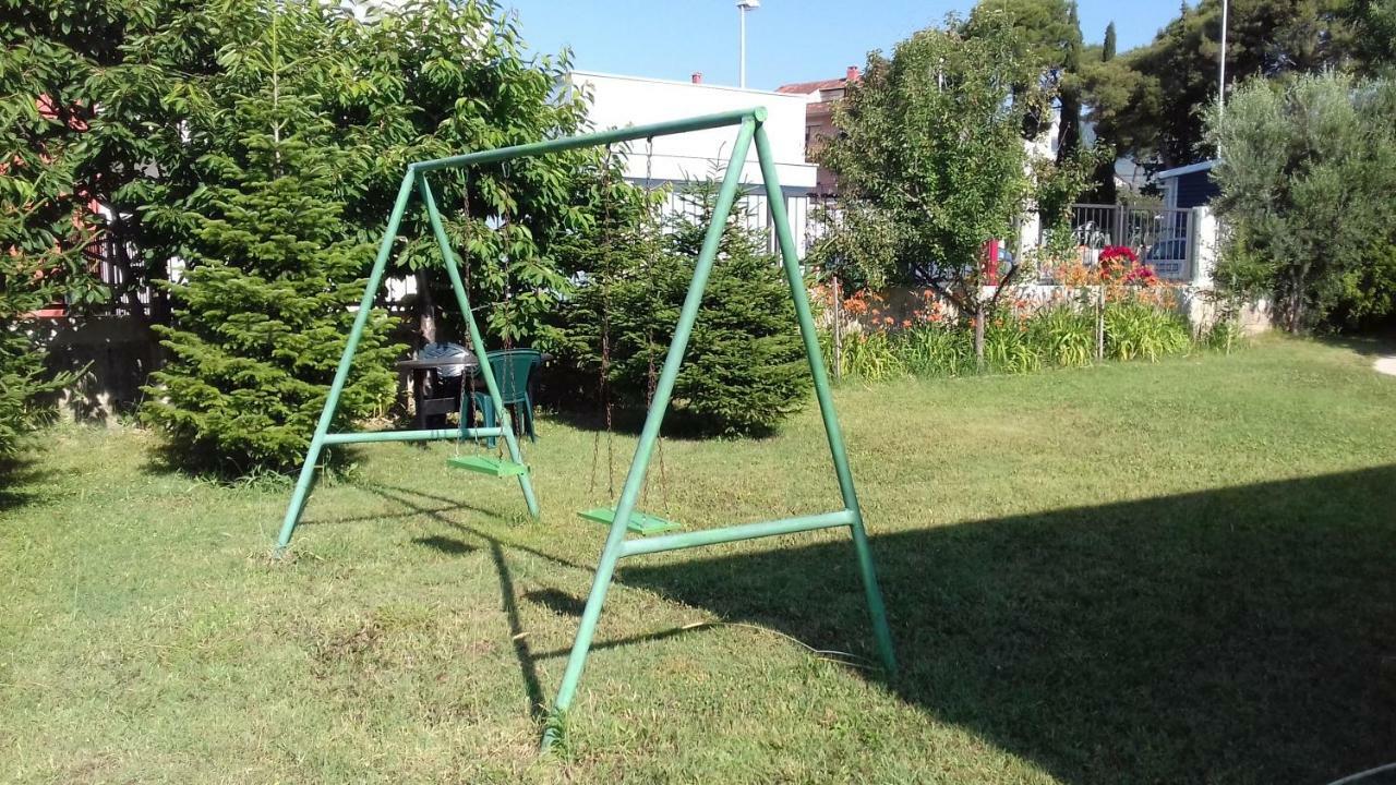 Apartman Jezidzic Kaštela Exteriör bild