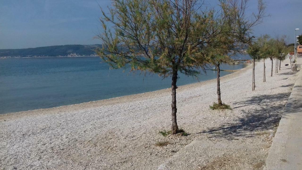 Apartman Jezidzic Kaštela Exteriör bild